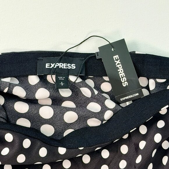 NWT Express Black and White Polka Dot Pull-On Skirt - Picture 3 of 5